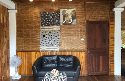 Vang Vieng House | Phoxay Ngam Resort