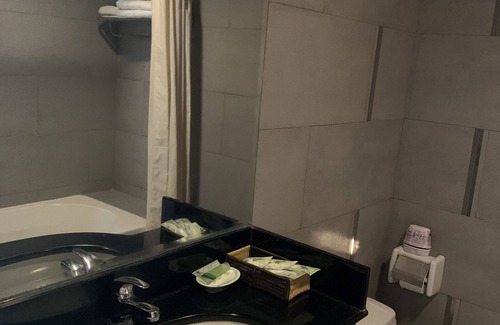 Tran Phu Beach Hotel | Phu Quy Hotel