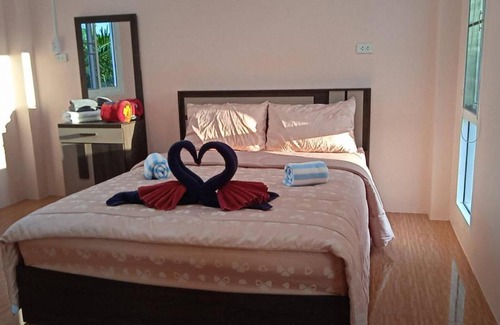 Rawai Ski Chalet | Phujhaofa villa club