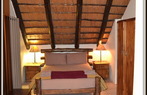 Marloth Park Cabin | Phumula Kruger Lodge