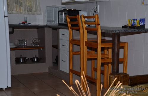 Marloth Park Cabin | Phumula Kruger Lodge