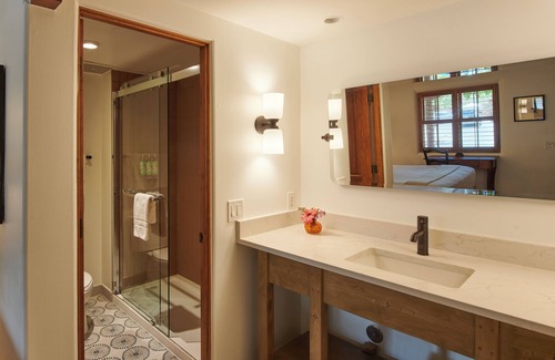 Downtown Santa Fe Hotel | Piñon Court By La Fonda