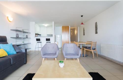 Roses Town Center Apartment | PI I SUNYER 2-B -Apartamento amplio y luminoso en el centro de Roses, delante del mar, con vistas al mar. - ES-228-118