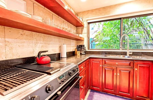 Hendricks and Venice Isles Apartment | Piano House on the Water
