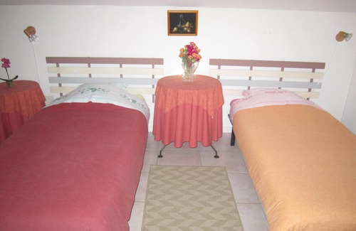 Saint-Mathieu-de-Treviers Bed & Breakfast | Pic St Loup guest house
