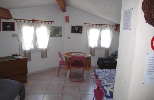 Saint-Mathieu-de-Treviers Bed & Breakfast | Pic St Loup guest house