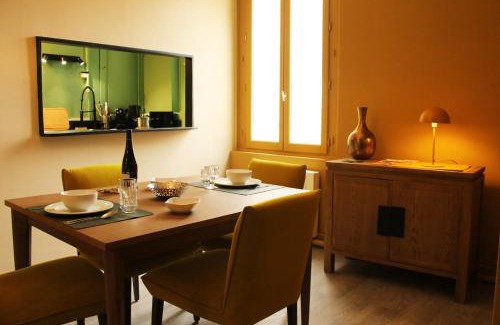 Chartres Apartment | Picassiette