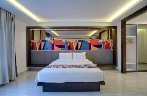 Cipete Selatan Hotel | Picasso Inn