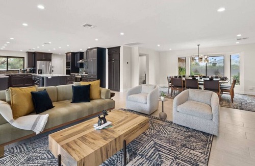 Paradise Valley Village House | Pickleball | Basketball | Game Room | Golf Course