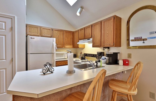Killington Condo | Pico Mountain Condo E306 2 Bedroom Condo