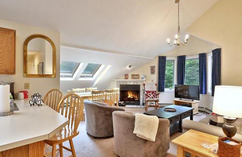 Killington Apartment | Pico Mountain Condo E306 condo