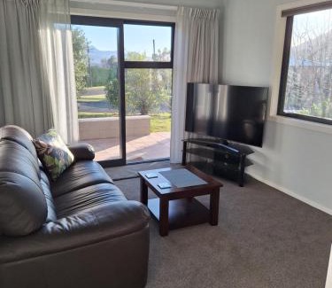 Waikawa Bay Apartment | Picton Moana View Hideaway