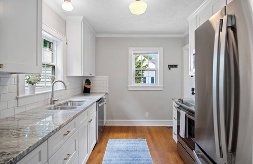 Maryville House | Picture-Perfect Maryville Home - Close to Everything!