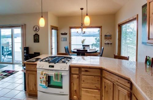 Coeur d'Alene House | Picture Perfect Panoramic Paradise