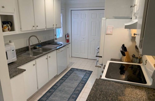 Flamingo Parks Cottage | Picture Renting This Beautiful 4 Bedroom Cottage in West Palm Beach, West Palm Beach Cottage 1856