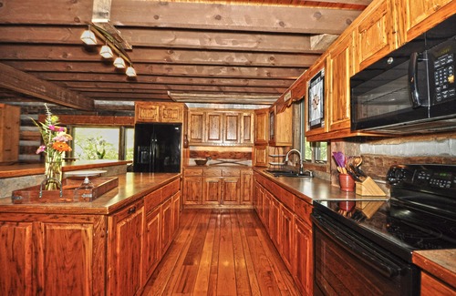 Hot Springs House | Picturesque 16 acre Private Mountain Property - Two Cabins + bonus Cottage Suite