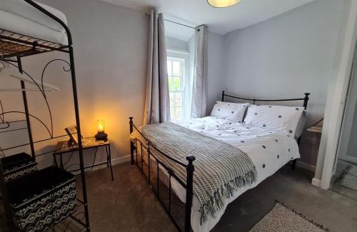 Pentrebach House | Picturesque 2 Bedroom Miners Cottage Near Bike Park Wales & Brecon Beacons