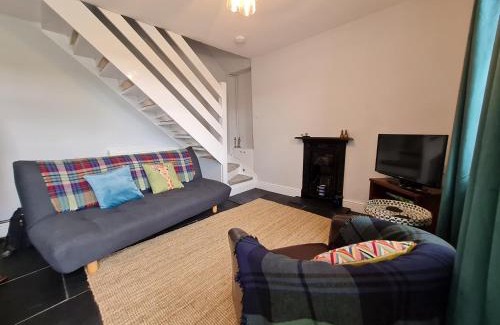 Pentrebach House | Picturesque 2 Bedroom Miners Cottage Near Bike Park Wales & Brecon Beacons