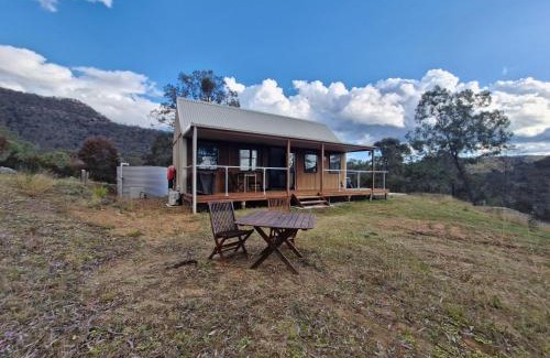 Broke Villa | Picturesque Cabin, Broke NSW