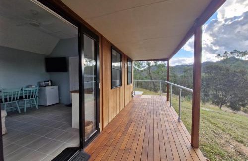 Broke Villa | Picturesque Cabin, Broke NSW