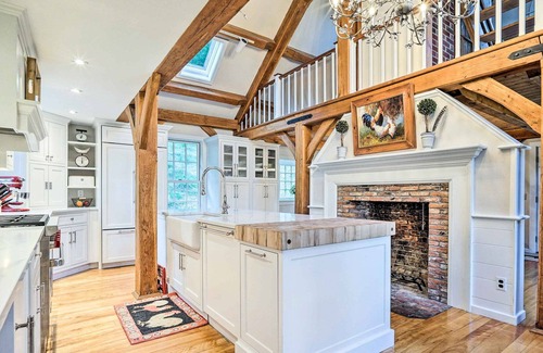 Dorset House | Picturesque Dorset Home w/ Mountain Views!