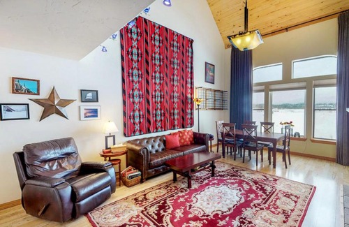 Pagosa Springs Hotel | Picturesque Peregrine