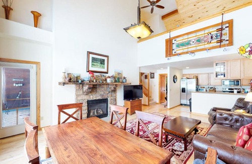 Pagosa Springs Hotel | Picturesque Peregrine