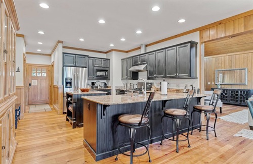 Tuckasegee House | Picturesque, Spacious, Mountain, Lake Home