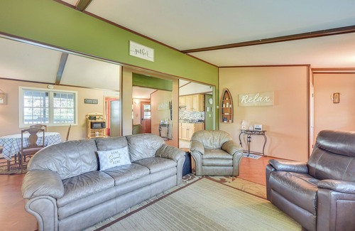 Webster House | Picturesque Webster Getaway w/On-Site Lake Access