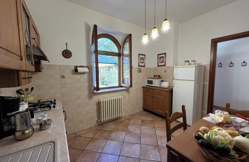 Tuoro sul Trasimeno Villa | Piece of Lake Trasimeno Paradise: Lush Hillside Private Villa & Pool