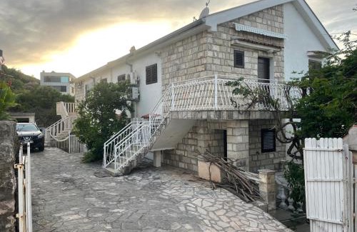 Krasici Apartment | Pier Apartments