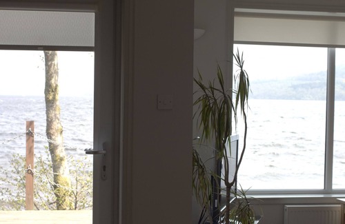 Arden Cottage | Pier Cottage - Sleeps 2 - sleeps 2 guests in 1 bedroom