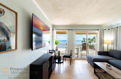 Rocky Point House | Pier Pressure Sunset Suite on the Bay