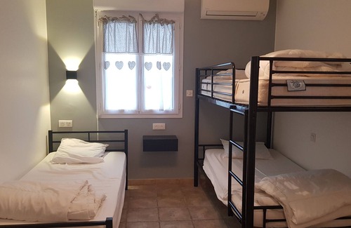 Visan Cottage | PIERRES BLANCHES Studio