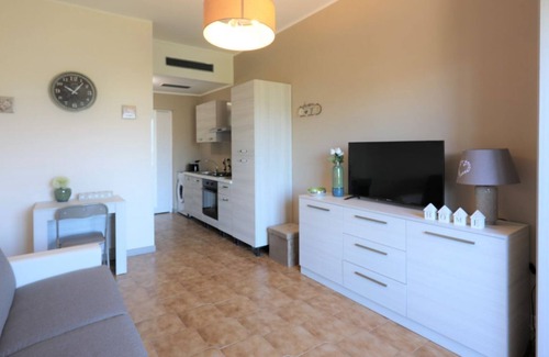 Porticato Apartment | Pietrenere Studio With Balcony - 120m From the sea