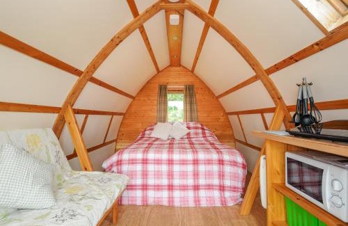 Liskeard House | Pig Pen Penbugle Organic Farm