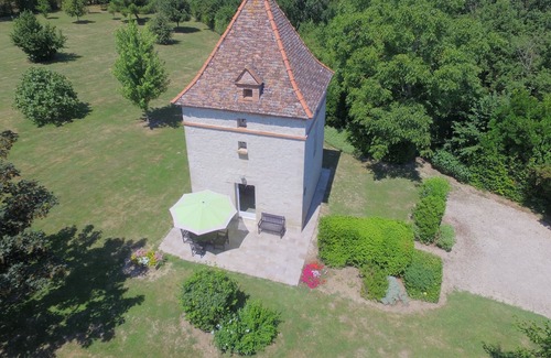 Saint-Loup House | PIGEONNIER 19 ° - all comfort - calm, charm and tranquility