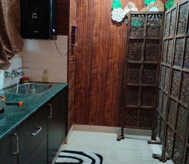 Kumarhatti House | PIHU Homestay