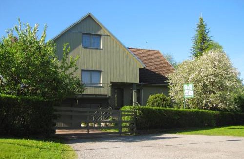 Kuressaare House | Piibelehe Guest Accommodation