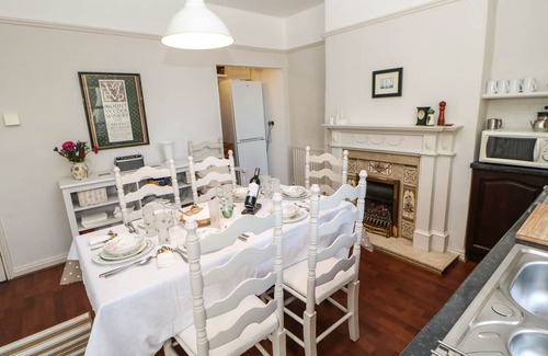 North Bitchburn Cottage | PILGRIM COTTAGE, family friendly, with a garden in Bishop Auckland