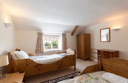 Bourton-on-the-Hill House | Pilgrim Cottage