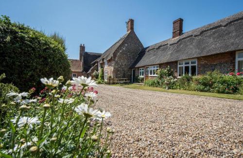 Bacton House | Pilgrims Cottage