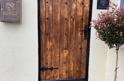 Cheddar House | Pilgrims Rest with Annexe