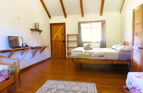 Dandry House | Pilliga Pottery Creative Farmstay