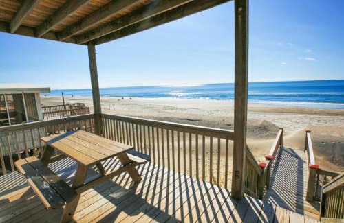 Long Beach House | Pilot House