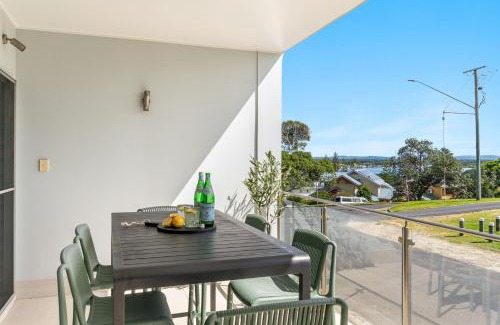 Yamba Apartment | Pilotage 3 - Ocean and Lighthouse views