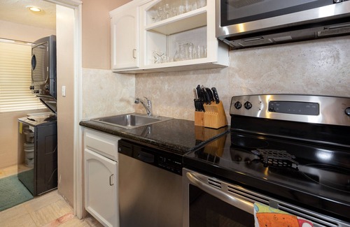 Bella Vista Apartment | Pinacate 315 by Kivoya