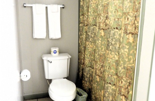 Royal Cabin | Pine 24 Kitchenette n