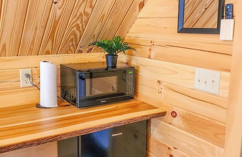 Island Park Cabin | Pine Cabin (Dry Cabin. No Running water)