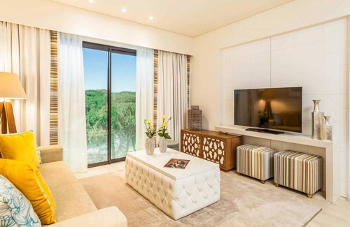 Olhos D'Agua Apartment | Pine Cliffs Garden Suite II